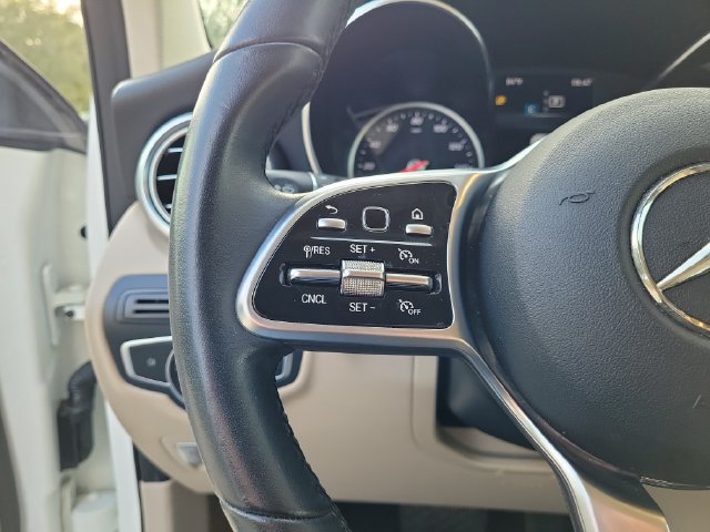 Used 2022 Mercedes-Benz GLC 300 4MATIC image 22