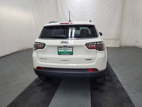 Used 2021 Jeep Compass Latitude w/ Convenience Group AWD/4WD image 7