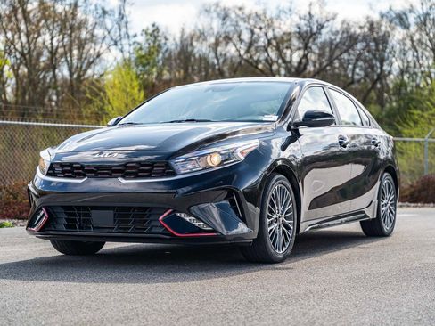 Used 2024 Kia Forte GT-Line image 3