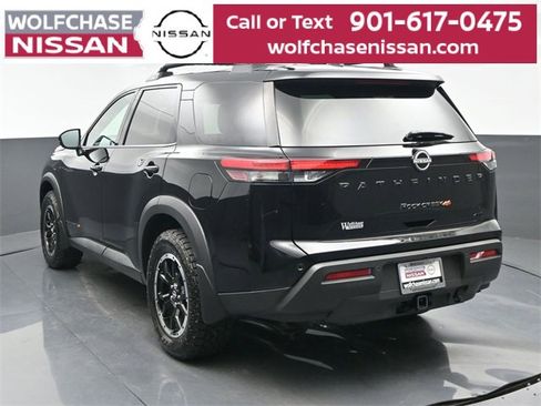 Used 2025 Nissan Pathfinder Rock Creek image 4