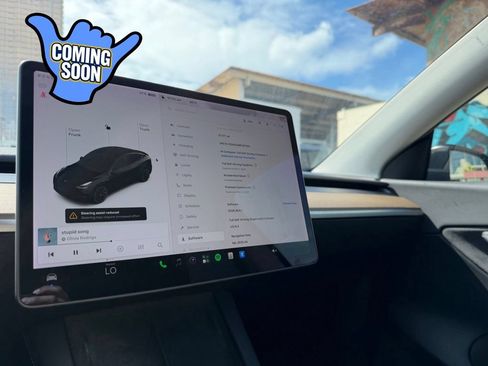 Used 2021 Tesla Model Y Long Range AWD/4WD image 21
