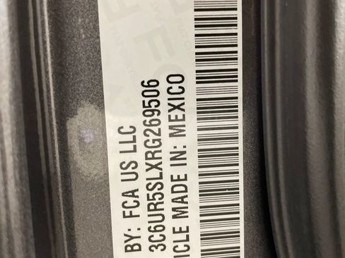 Certified 2024 RAM 2500 Limited AWD/4WD image 32