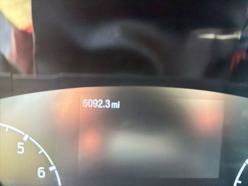 Used 2024 Ford Maverick XLT FWD image 2