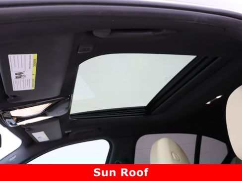 Used 2020 BMW 330i Sedan w/ Convenience Package image 29