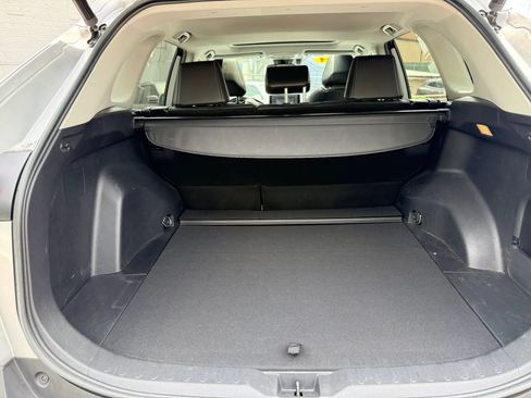Used 2021 Toyota RAV4 XLE Premium AWD/4WD image 20
