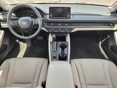 Used 2025 Honda Accord SE image 12