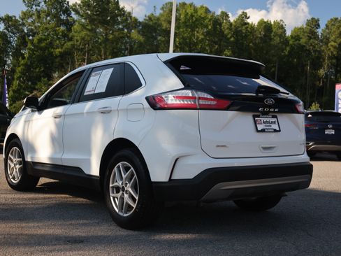 Used 2024 Ford Edge SEL AWD/4WD image 3