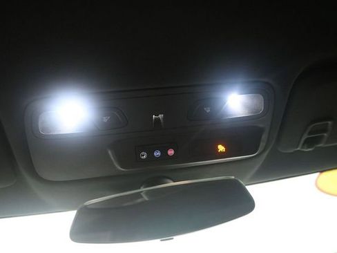 Used 2021 Chevrolet Camaro SS RWD image 30