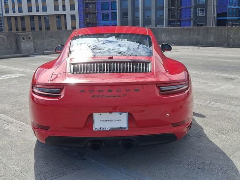 Used 2019 Porsche 911 Carrera T image 9