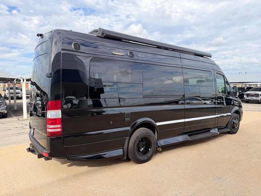 Used 2015 Mercedes-Benz Sprinter 3500 image 4
