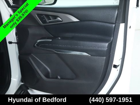 Used 2026 Chevrolet Traverse LT AWD/4WD image 33