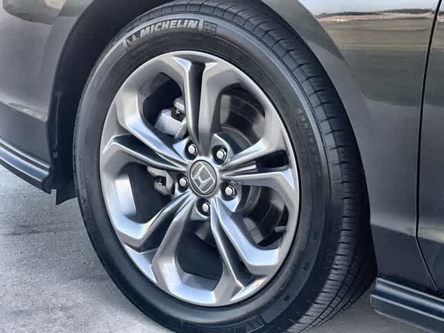 Certified 2024 Honda Accord EX image 9