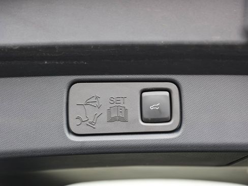 Used 2022 Ford Mustang Mach-E Premium image 14