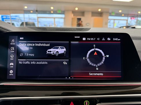 Used 2020 BMW X5 xDrive40i w/ Premium Package image 22