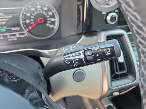 Certified 2023 Kia Sorento EX w/ Panoramic Sunroof Package FWD image 24