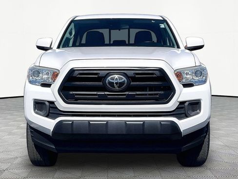 Used 2019 Toyota Tacoma SR w/ SR Convenience Package image 3