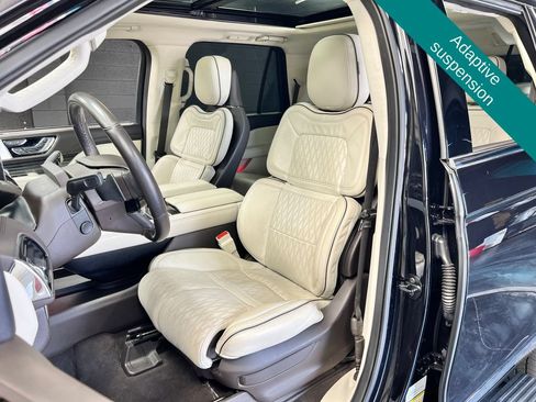 Used 2024 Lincoln Navigator Black Label AWD/4WD image 7