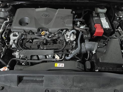 Used 2023 Toyota Camry LE w/ Convenience Package FWD image 16