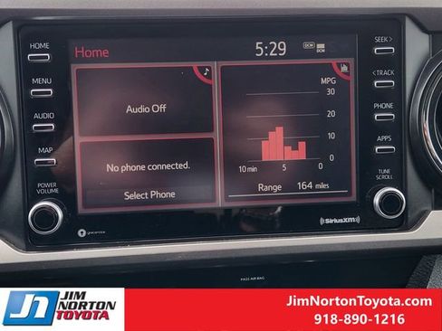 Used 2020 Toyota Tacoma SR5 RWD image 18