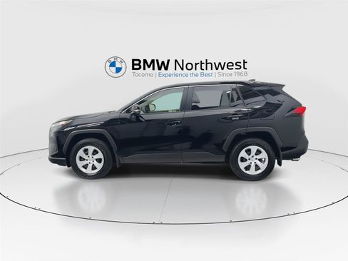 Used 2025 Toyota RAV4 LE AWD/4WD image 11