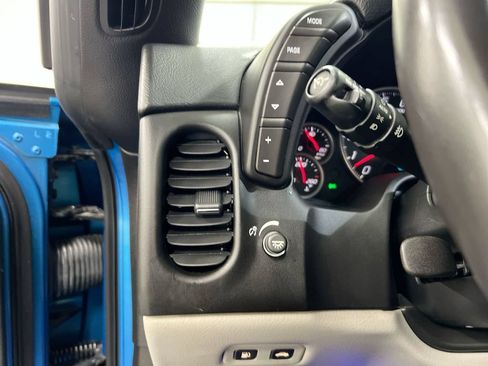 Used 2011 Chevrolet Corvette Grand Sport w/ Preferred Equipment Group RWD image 18