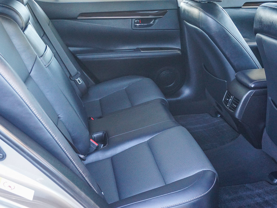 Used 2017 Lexus ES 350 w/ Navigation System Package FWD image 14