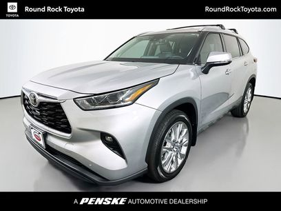 Used 2023 Toyota Highlander Limited
