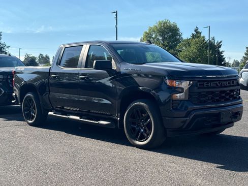 Used 2023 Chevrolet Silverado 1500 Custom w/ LPO, Dark Essentials Package AWD/4WD image 3