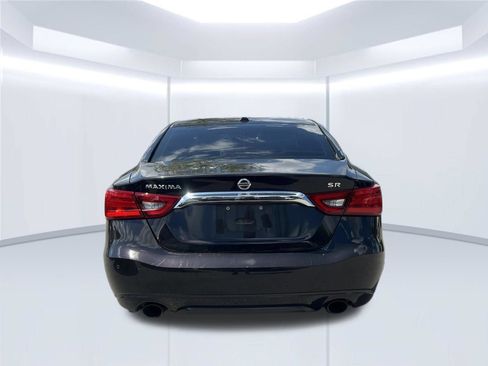 Used 2016 Nissan Maxima SR w/ Interior Lighting Package FWD image 4