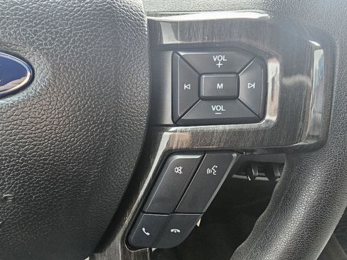 Used 2017 Ford F250 XLT w/ XLT Value Package image 23