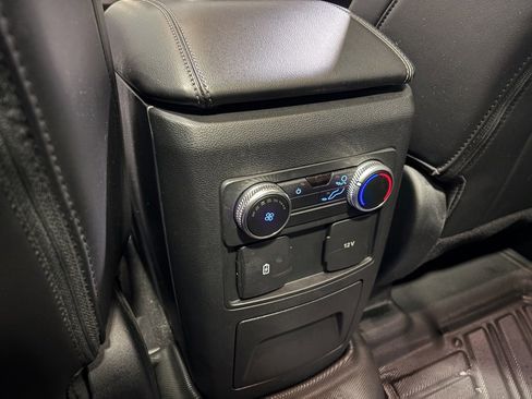 Certified 2022 Ford Explorer XLT w/ Equipment Group 202A image 24