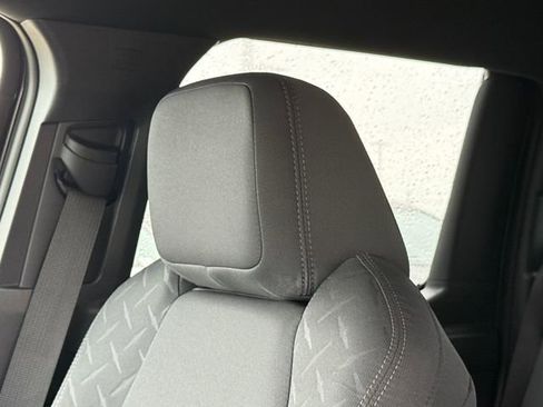 Used 2025 Toyota Tacoma SR5 image 16