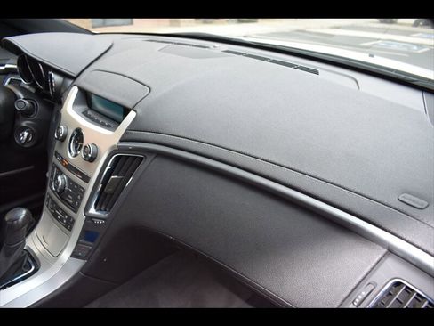 Used 2013 Cadillac CTS Coupe RWD image 28