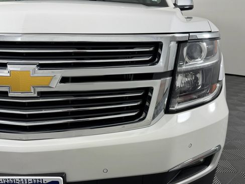 Used 2018 Chevrolet Suburban Premier AWD/4WD image 5