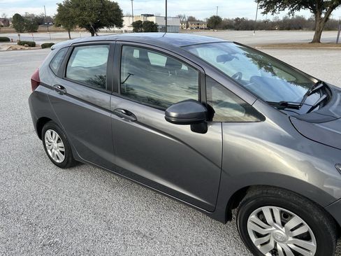 Used 2015 Honda Fit LX image 4