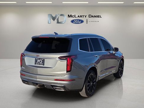 Used 2024 Cadillac XT6 Luxury image 5