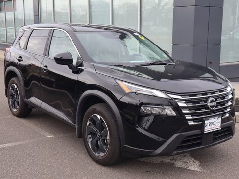Certified 2025 Nissan Rogue SV AWD/4WD image 4