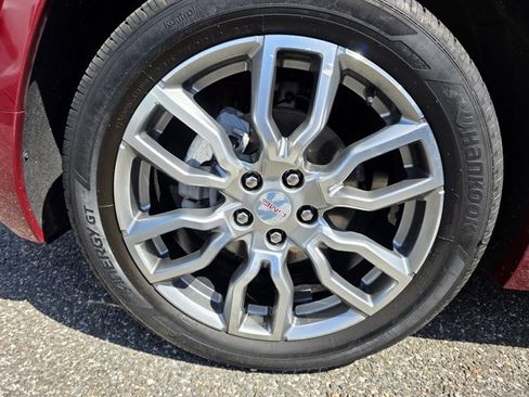 Used 2023 GMC Terrain Denali AWD/4WD image 4