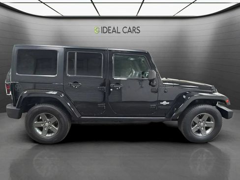 Used 2015 Jeep Wrangler Unlimited Sport AWD/4WD image 4