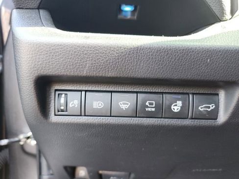 Used 2022 Toyota RAV4 XSE image 15