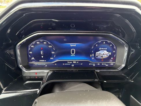 Certified 2024 Chevrolet Silverado 1500 LTZ AWD/4WD image 18