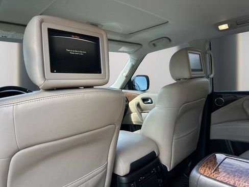 Used 2019 Nissan Armada Platinum w/ Captain's Chairs Package RWD image 16
