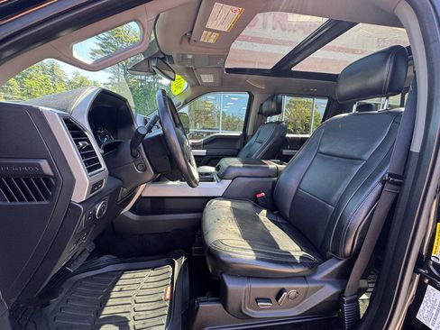 Used 2018 Ford F250 Lariat w/ Lariat Ultimate Package AWD/4WD image 19