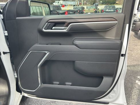 Used 2025 GMC Sierra 1500 SLT image 25