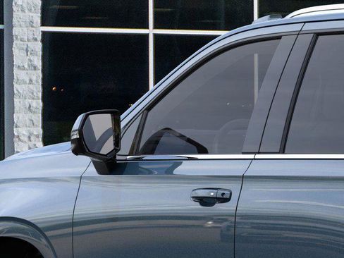 New 2026 Chevrolet Tahoe LT image 12