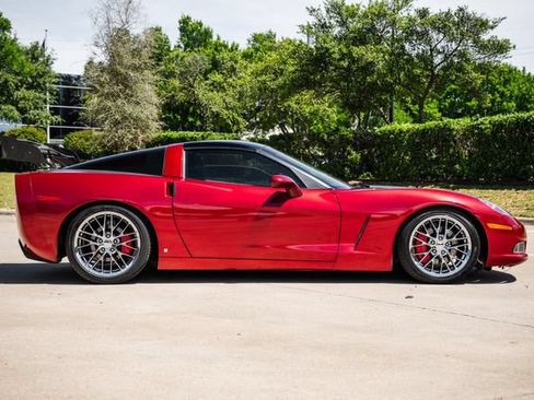 Used 2008 Chevrolet Corvette Coupe w/ Preferred Equipment Group RWD image 13