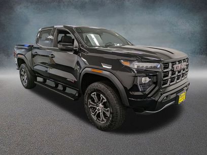 Used 2025 GMC Canyon AT4