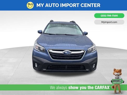 Used 2021 Subaru Outback Premium image 2