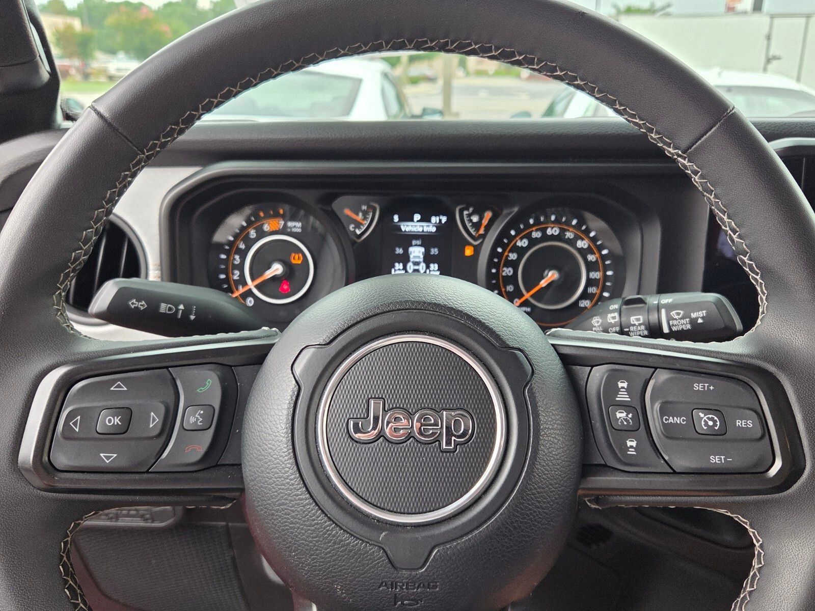 Used 2025 Jeep Wrangler Unlimited Sport AWD/4WD image 24