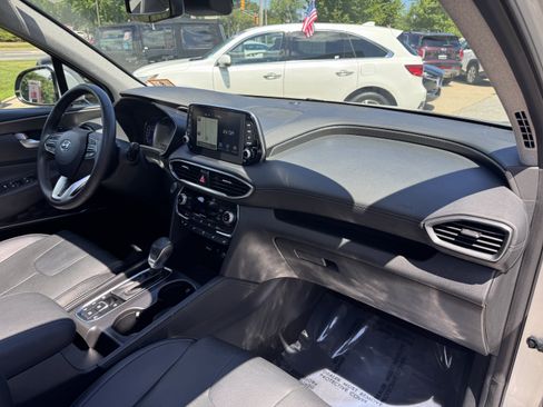 Used 2019 Hyundai Santa Fe AWD image 15